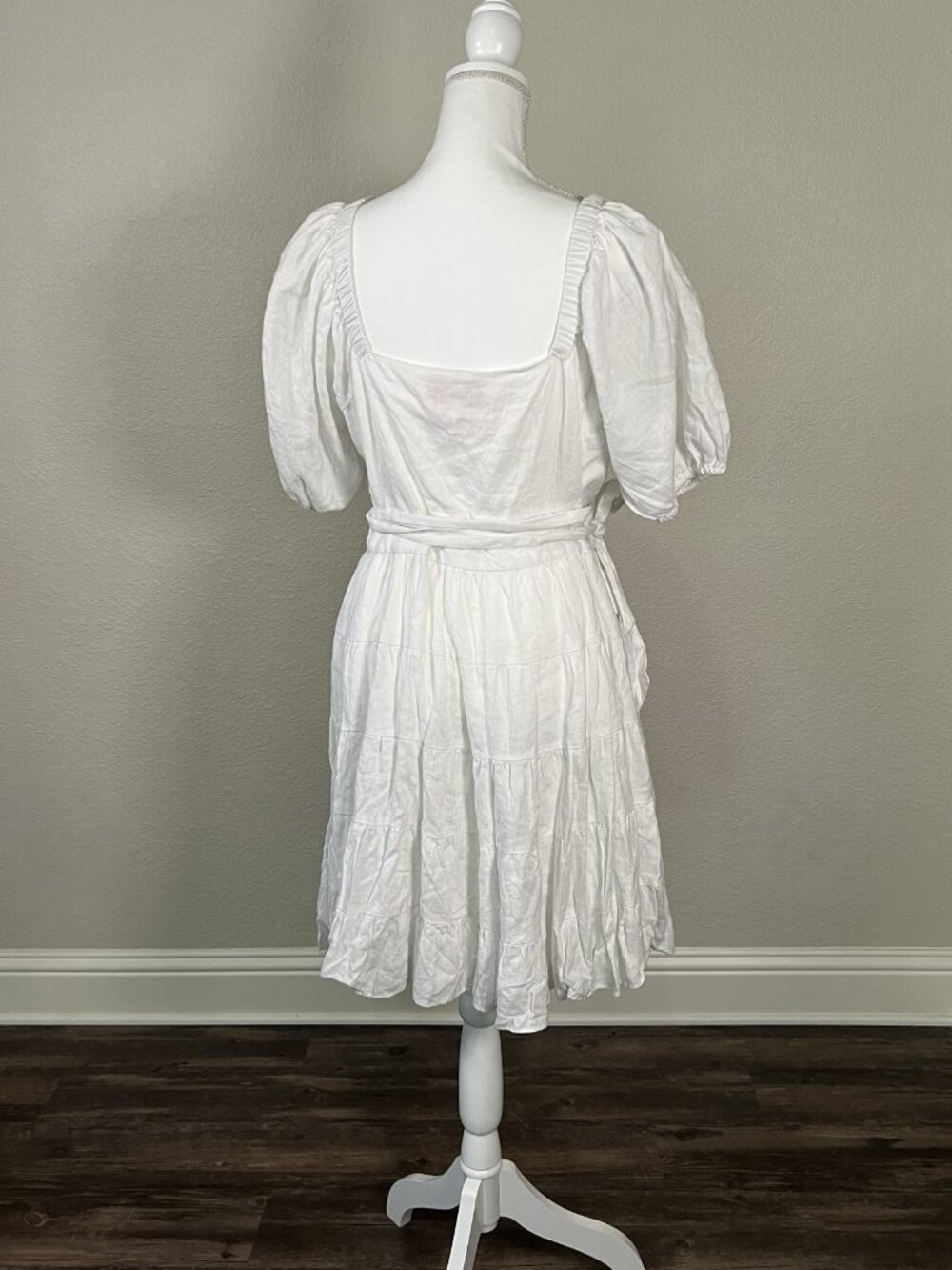 Lilly Pulitzer Iralee Wrap Dress Women’s Sz 12 White Linen Ruffle Tiered Short - Picture 5 of 11